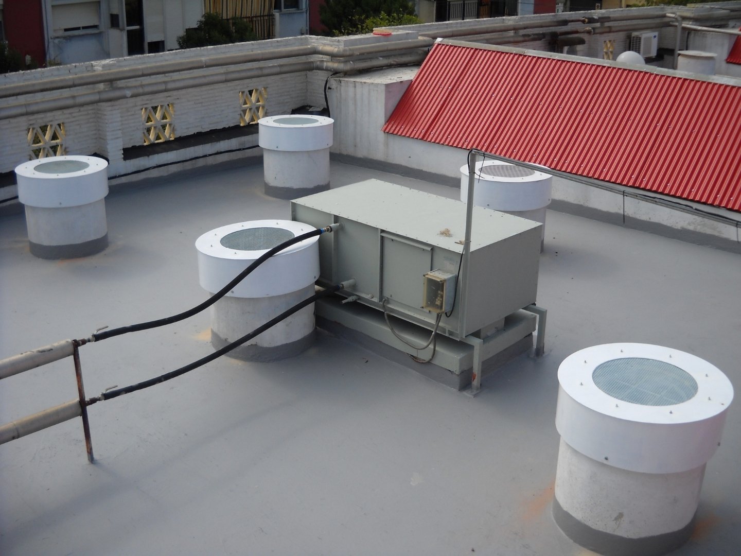 5 impermeabilizacion-cubiertas-naves-canales-huelva-rehabilitacion-obra-nueva-imperhuelva